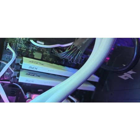 Оперативная память XPG Lancer Blade, DDR5, 32Gb (2x16Gb), 5600MHz, CL46, DIMM, с радиаторами, белый