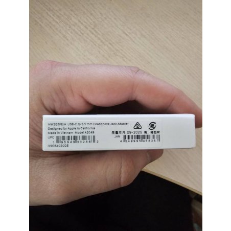Адаптер Apple USB-C to 3.5 mm Headphone Jack Adapter