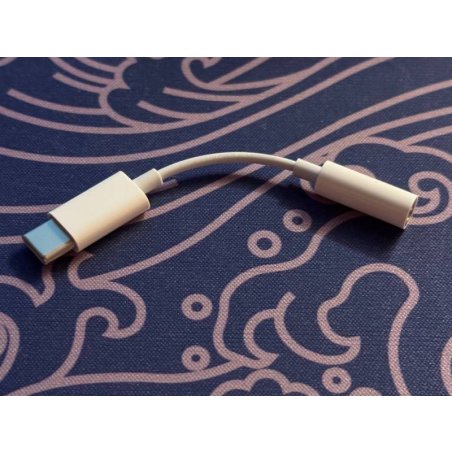 Адаптер Apple USB-C to 3.5 mm Headphone Jack Adapter