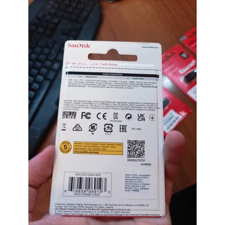 Флешка USB Sandisk 64Gb Cruzer Blade SDCZ50-064G-B35 USB 2.0 черный/красный