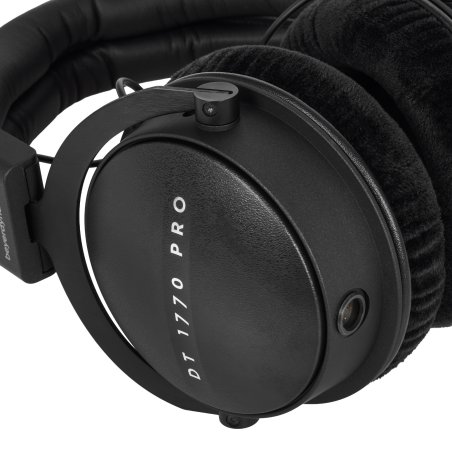 Наушники Beyerdynamic MMX 330 PRO