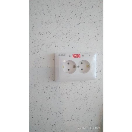 Стабилизатор RUCELF SRW-12000-Dоднофазный, цифровой 220В 12000ВА вх.:130-270В настенный