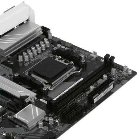 Материнская плата Gigabyte B650M GAMING WIFI6E, AM5, AMD B650, 2xDDR5, 4xSATA, 1xM.2, 1xPCIe 4.0 x16, 1xPCIe 3.0 x1, 1xD-Sub, 1xHDMI (v2.1), 1x2.5Gb LAN, Wi-Fi 6, Bluetooth 5.3, 2xUSB-A 5Gbps, 5xUSB-A 2.0, 3x3.5 мм, 7.1, mATX