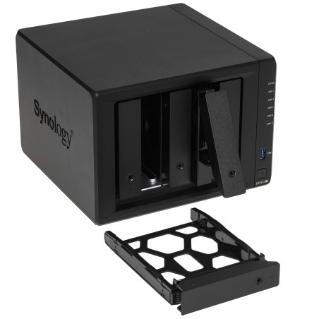 СХД настольное исполнение Synology 5BAY NO HDD USB3 DS1525+