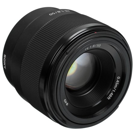 Объектив Sony SEL50F18F.SYX, 50 мм, f/1.8, фикс-объектив, компактный светосильный стандартный объектив с асферическим элементом, Sony E (FE), черный