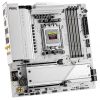 Материнская плата Sapphire B850M PURE WIFI B850, AM5, 4*DDR5, 2*PCIEx16, 2*M.2, 2*TypeC, 3*USB3.2Gen2, 2*USB3.2Gen1, 6*USB2.0, 4*SATA3.0, 2.5G, DP, HDMI, M-ATX, RTL