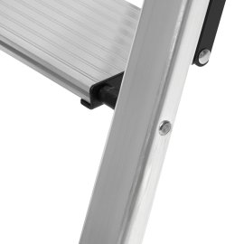 Лестницы и стремянки